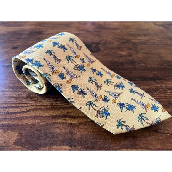 Tropical Necktie - Picture 1 of 2